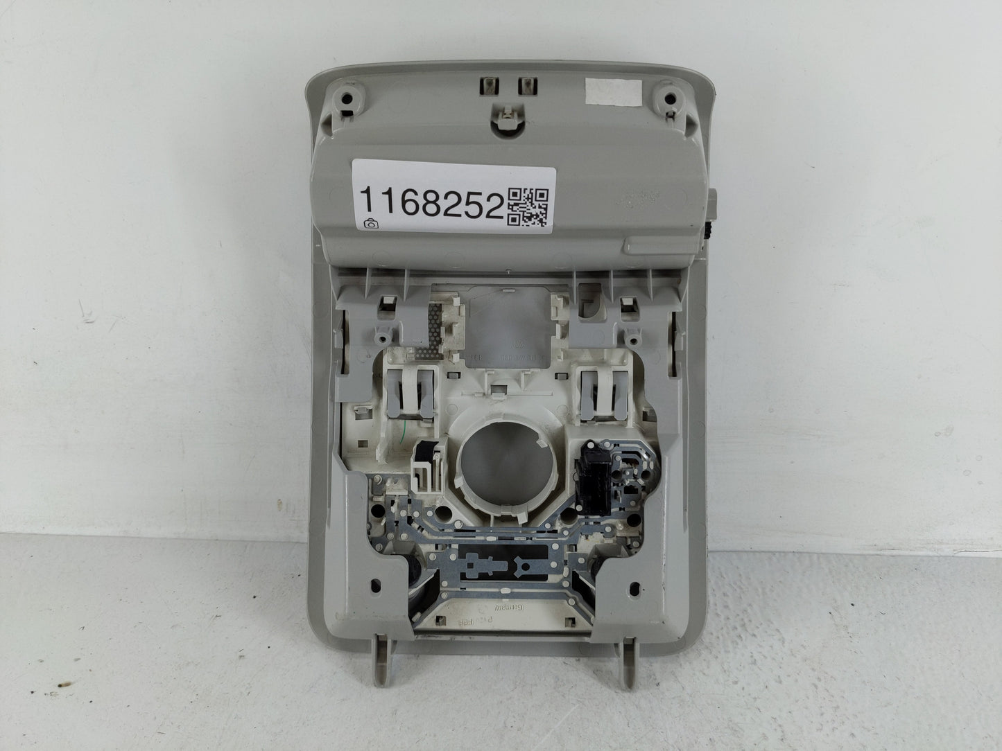 2016-2020 Volkswagen Passat Overhead Roof Console 1168252 - Oemusedautoparts1.com