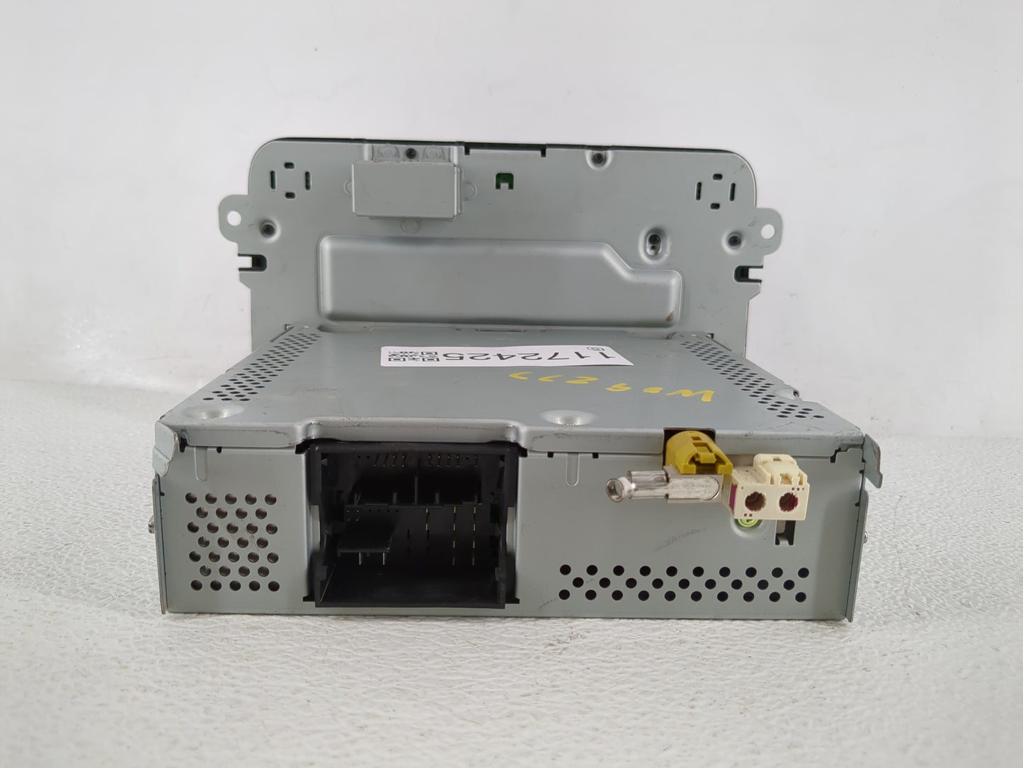 2016 Volkswagen Passat Radio AM FM Cd Player Receiver Replacement P/N:561 035 150 Fits Fits 2013 2014 2015 2017 OEM Used Aut