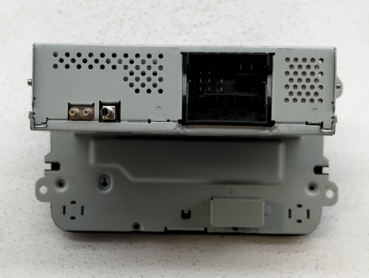2016-2016 Volkswagen Passat Am Fm Cd Player Radio Receiver - Oemusedautoparts1.com