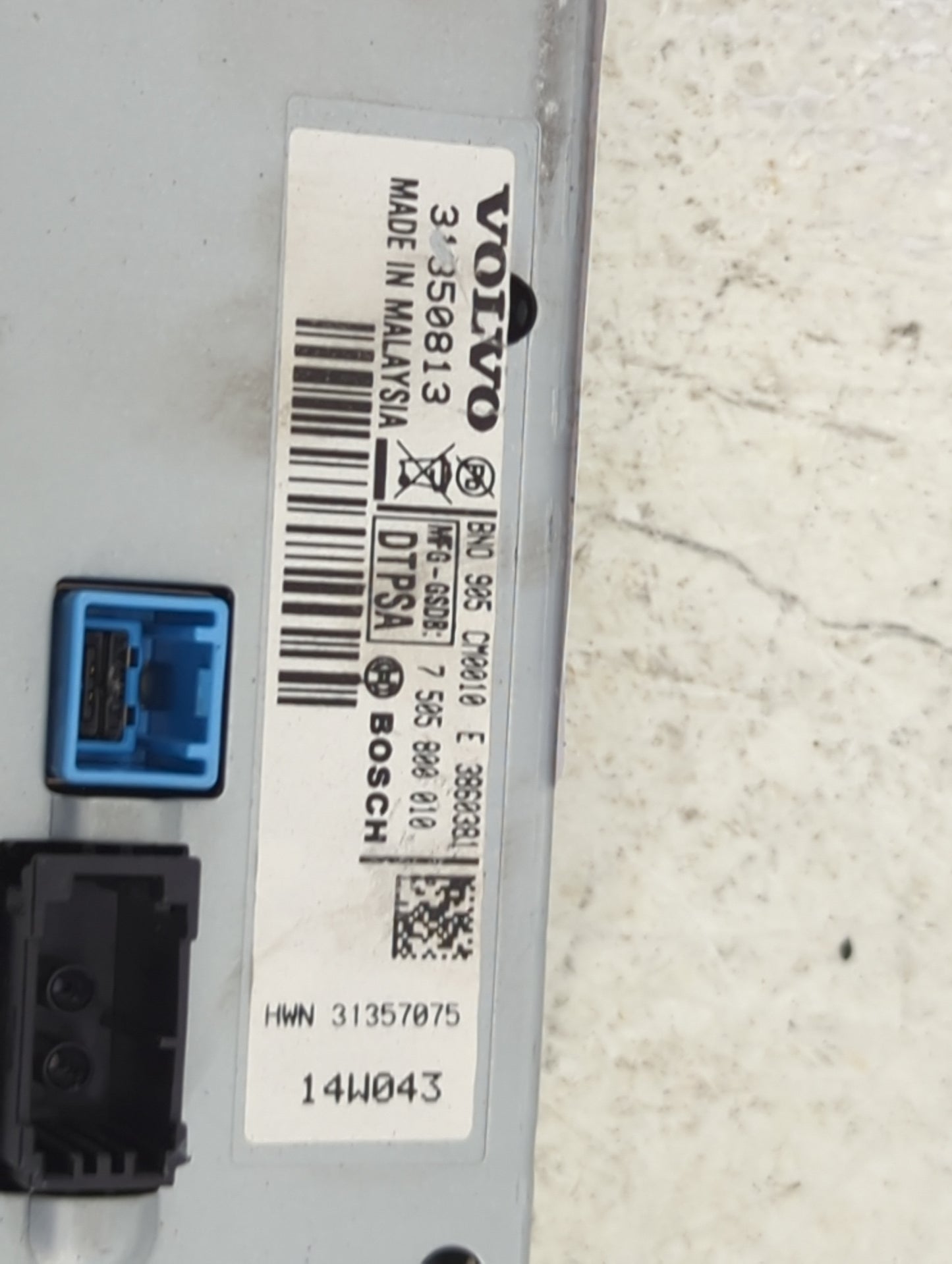 2015-2018 Volvo S60 Information Display Screen 1494712 - Oemusedautoparts1.com