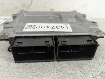 2015-2018 Volvo V60 PCM Engine Control Computer ECU ECM PCU OEM P/N:31459244 MB279700-9622 Fits Fits 2015 2016 2017 2018 2019 2020 OEM Used Auto Parts
