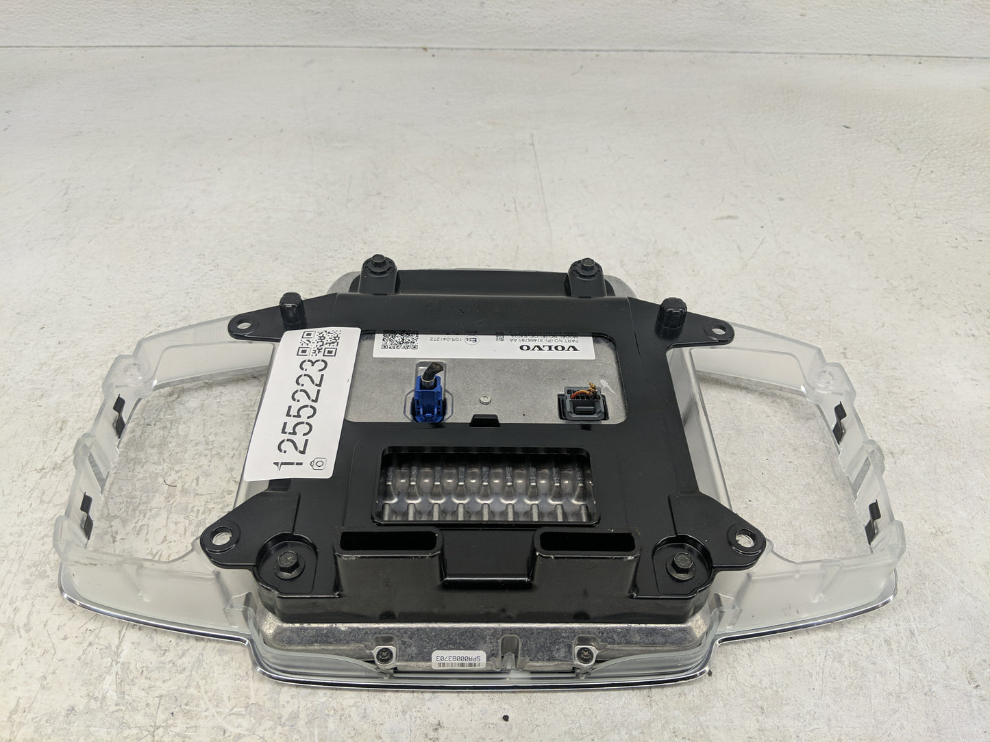 2016 Volvo Xc90 Radio AM FM Cd Player Receiver Replacement P/N:SPA00083703 Fits OEM Used Auto Parts - Oemusedautoparts1.com