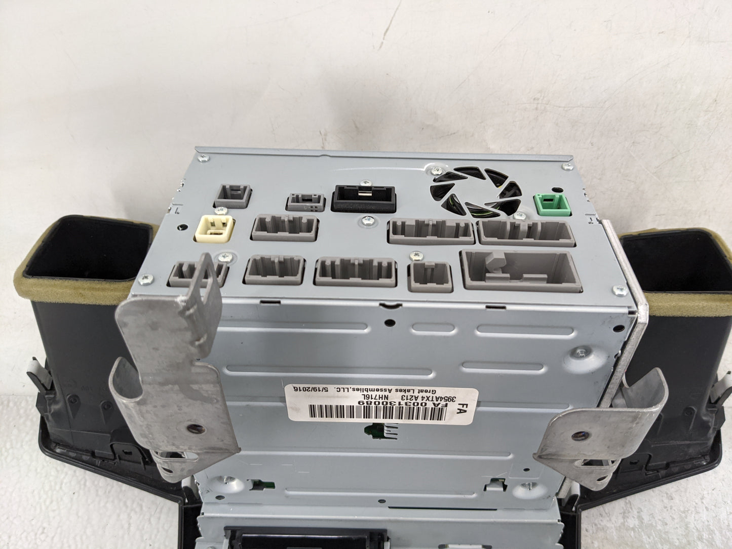 2016-2017 Acura Rdx Radio AM FM Cd Player Receiver Replacement P/N:39540-TX4-A220-M1 Fits Fits 2016 2017 OEM Used Auto Parts