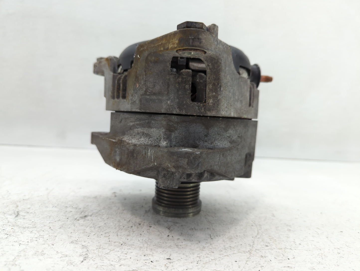 2017 Alfa Romeo Giulia Alternator Replacement Generator Charging Assembly Engine OEM P/N:104211-0690 50537696 Fits OEM Used