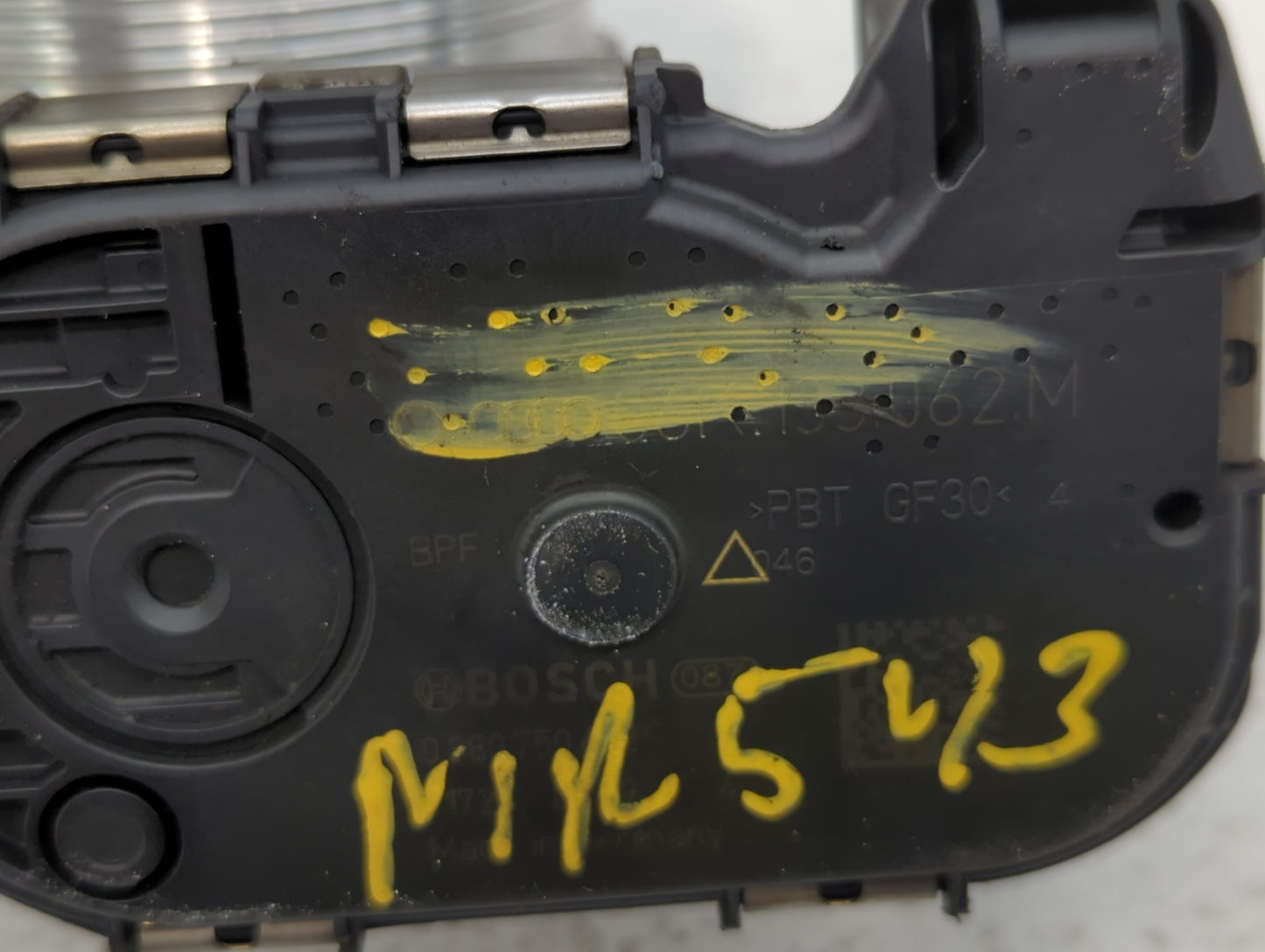 2017-2018 Audi A3 Throttle Body P/N:06K 133 062 AK 06K 133 062 M, 06K 133 062 J Fits Fits 2017 2018 2019 2020 2021 2022 OEM