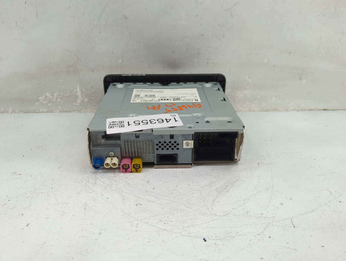 2017-2019 Audi A4 Radio AM FM Cd Player Receiver Replacement P/N:8W0035664E 8W0035664A, 28563628 Fits Fits 2017 2018 2019 OE