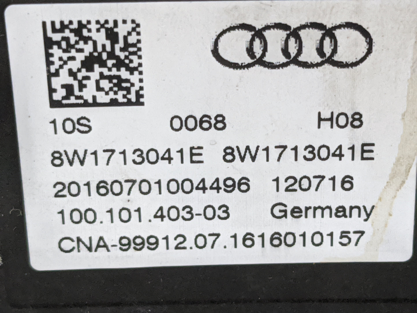 2017 Audi A4 Floor Console Assembly Shifter Black - Oemusedautoparts1.com