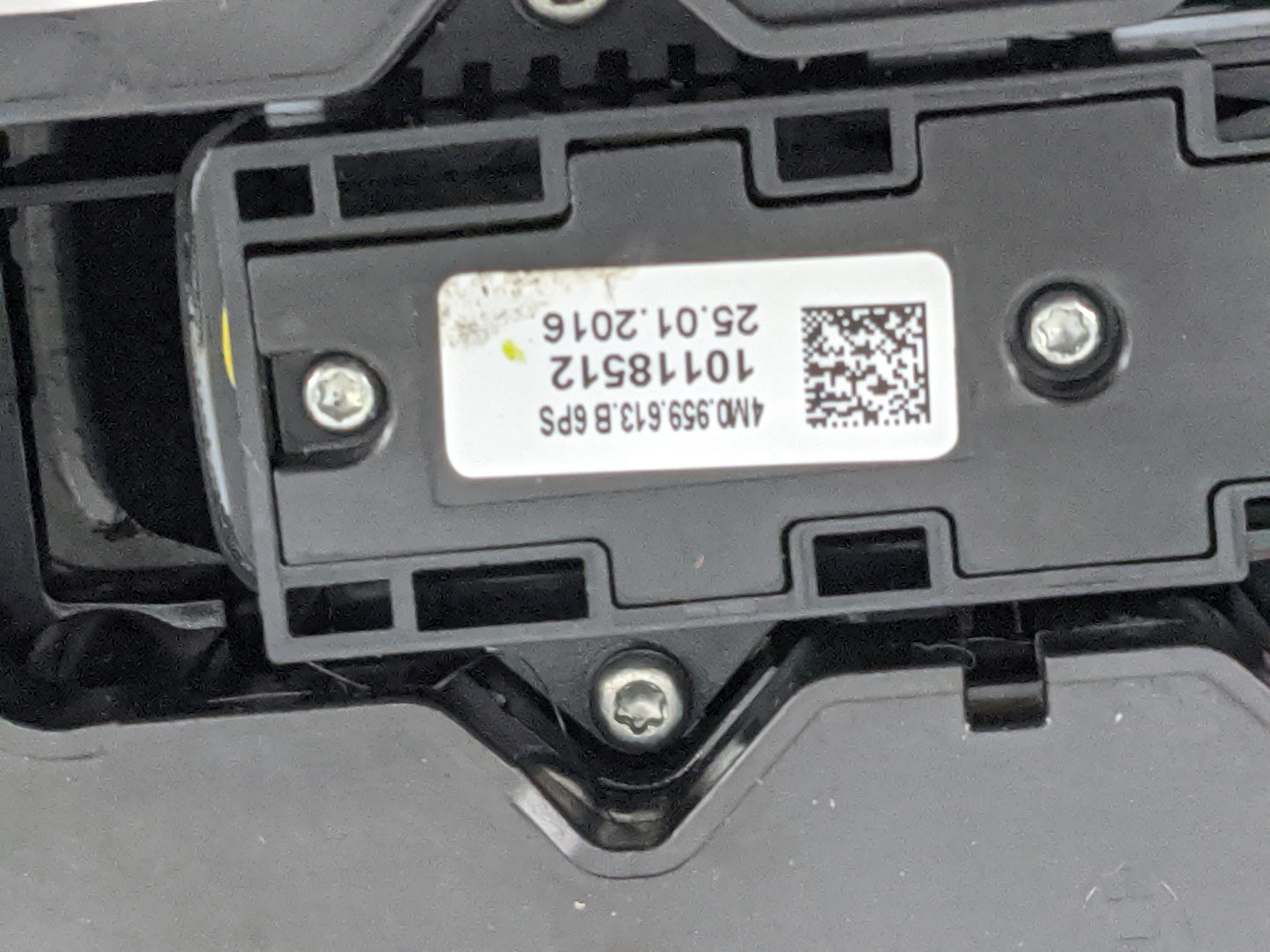 2017 Audi Q7 Overhead Console W/rear Climate Control - Oemusedautoparts1.com