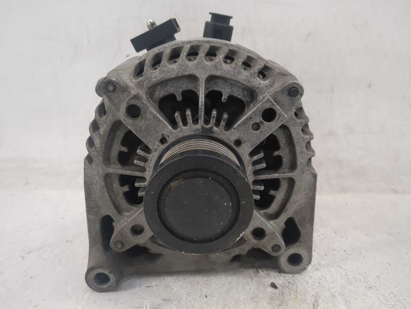 2013-2017 Bmw X3 Alternator Replacement Generator Charging Assembly Engine OEM P/N:7605061-03 Fits OEM Used Auto Parts - Oem