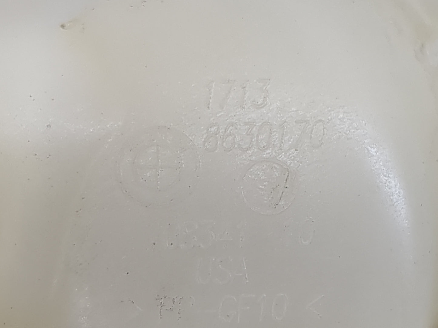2017 Bmw X6 Radiator Coolant Overflow Expansion Tank Bottle - Oemusedautoparts1.com