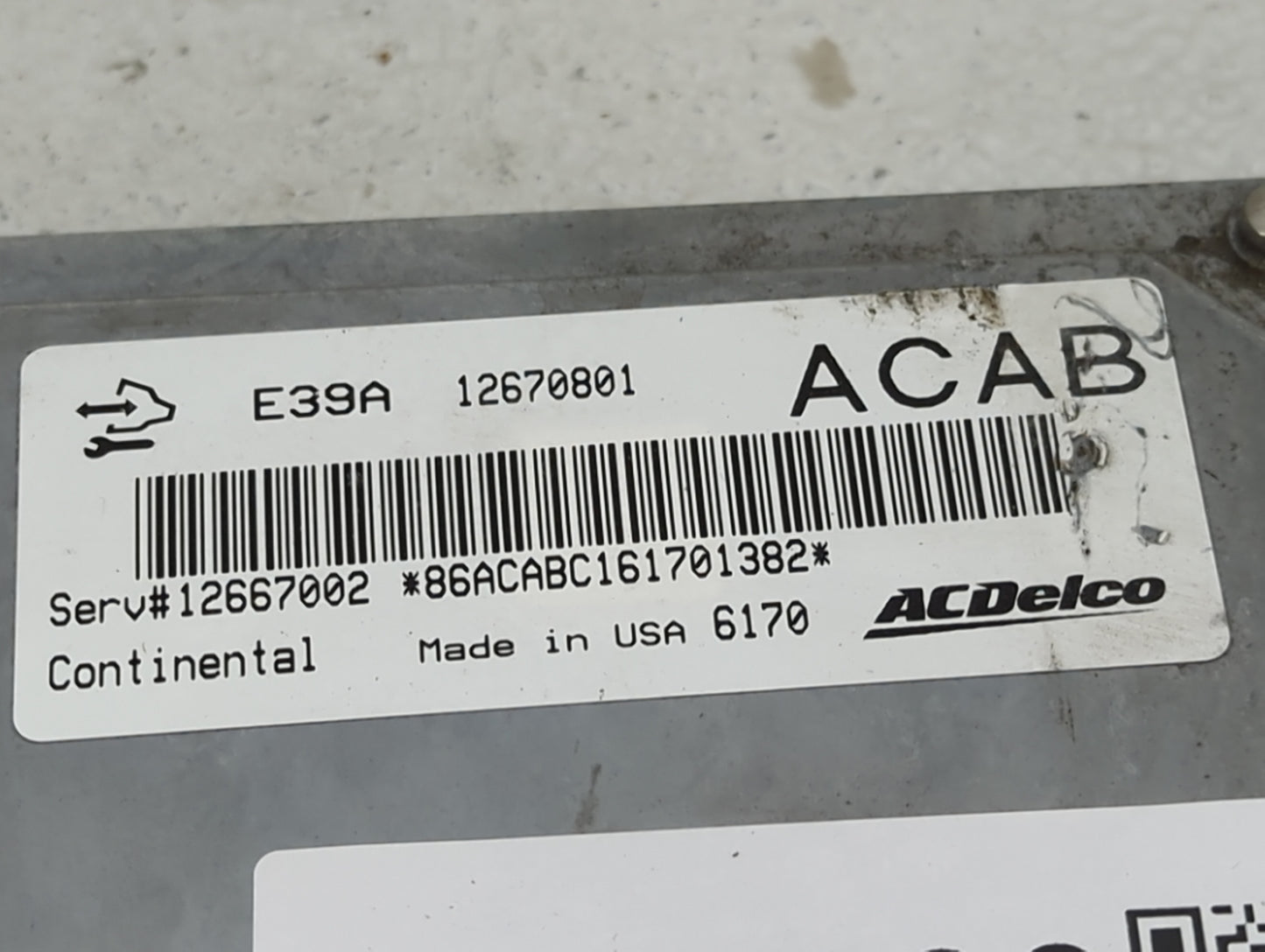 2017 Buick Enclave PCM Engine Control Computer ECU ECM PCU OEM P/N:12670801 12667002 Fits Fits 2018 2019 2020 OEM Used Auto
