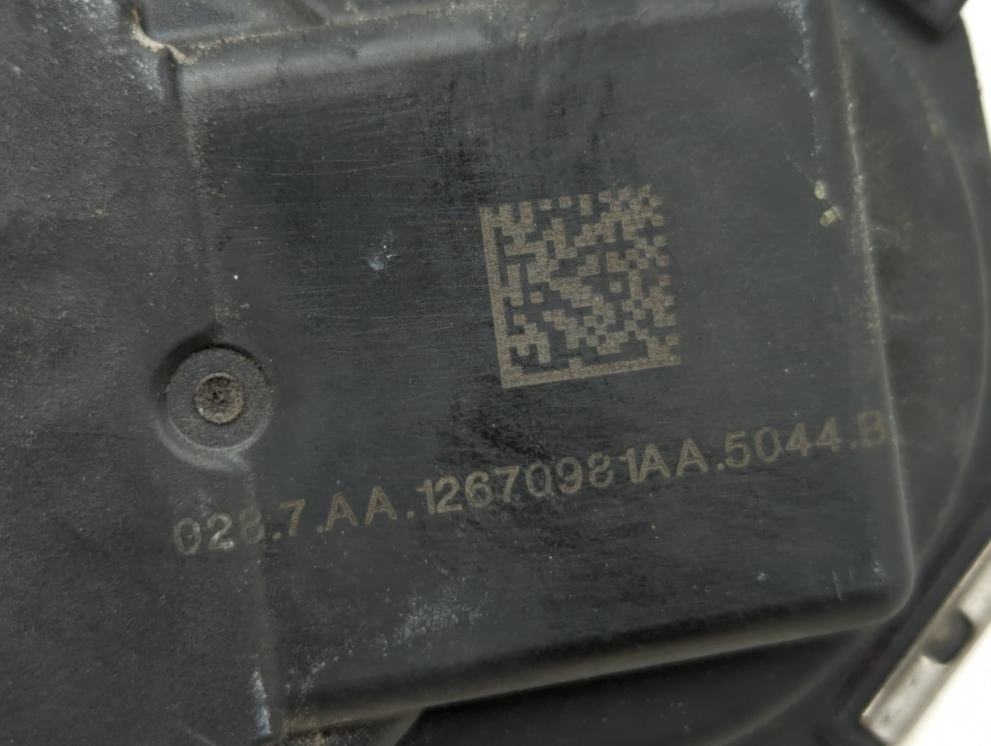 2012-2018 Buick Enclave Throttle Body P/N:12670981AA 12632172BA Fits Fits 2012 2013 2014 2015 2016 2017 2018 2019 OEM Used A