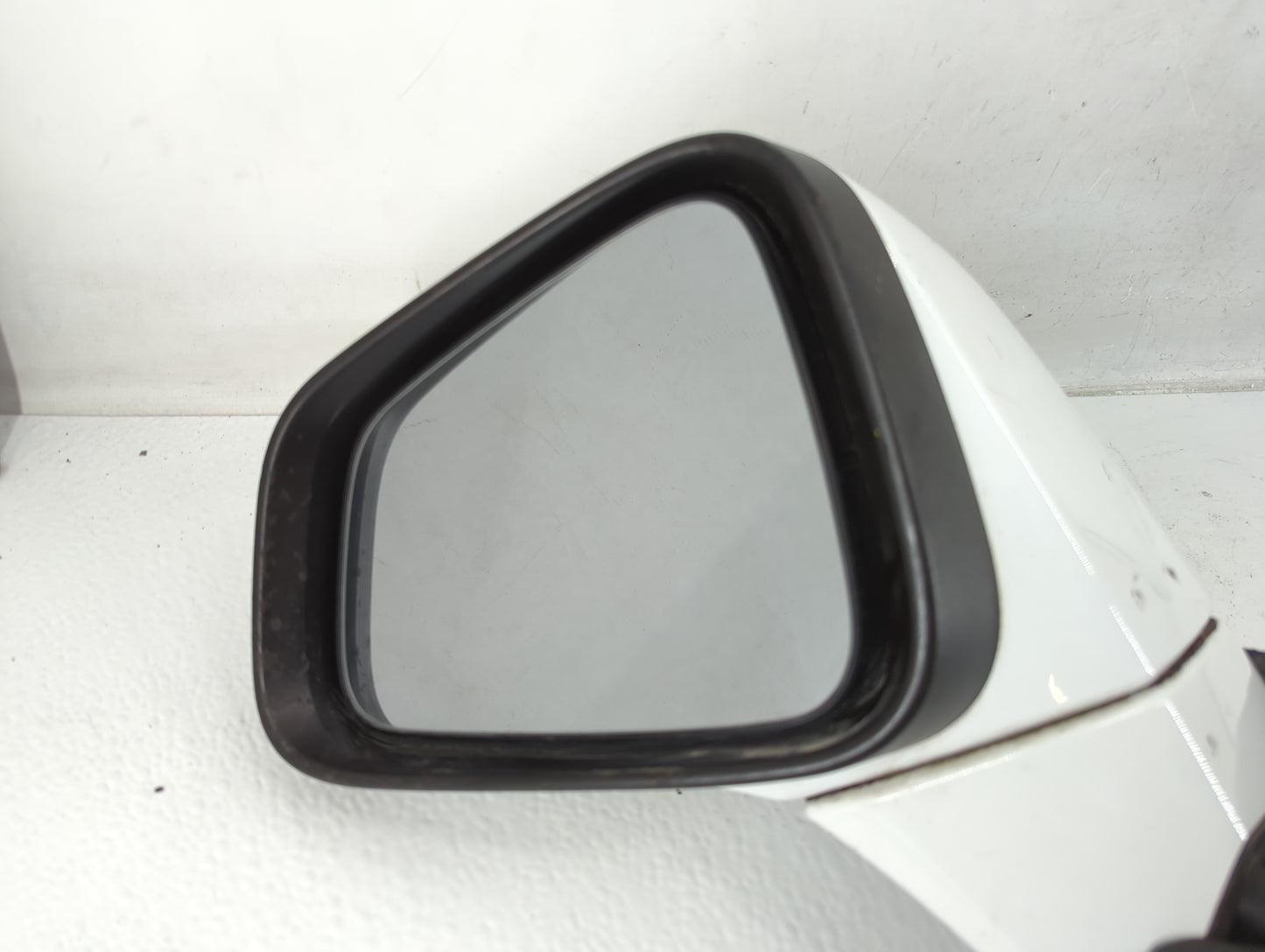 2017-2020 Buick Encore Driver Side View Mirror - Left Door Mirror OEM Used - Oemusedautoparts1.com