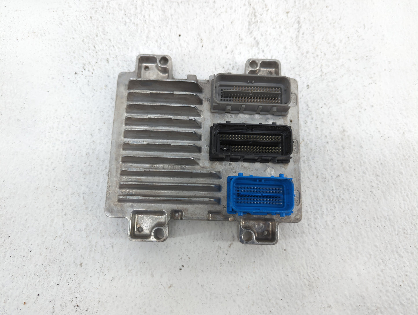 2017-2019 Buick Encore PCM Engine Control Computer ECU ECM PCU OEM P/N:12697793 12706635, 12679097 Fits Fits 2017 2018 2019