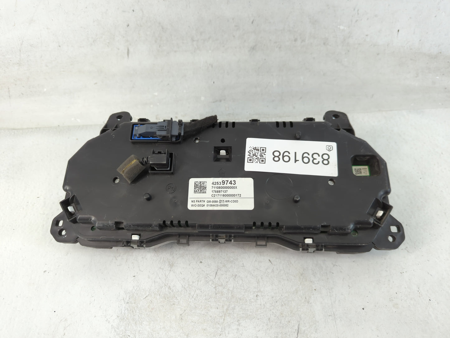 2017 Buick Encore Instrument Cluster Speedometer Gauges P/N:42539743 Fits OEM Used Auto Parts - Oemusedautoparts1.com