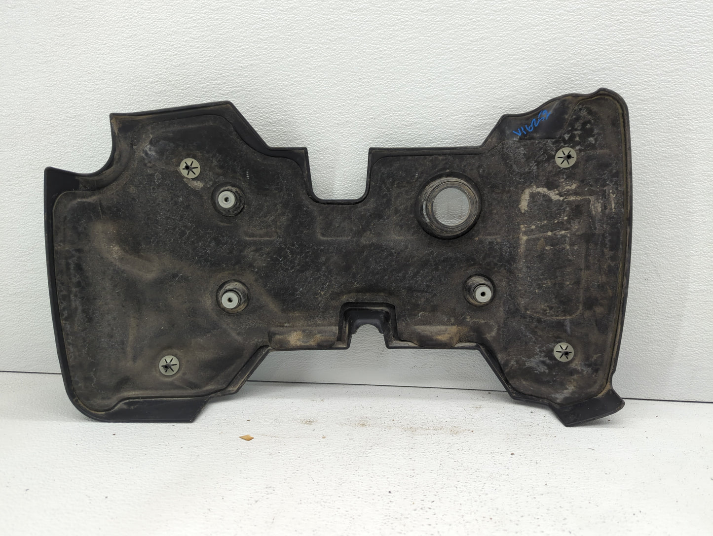 2017 Buick Envision Engine Cover - Oemusedautoparts1.com