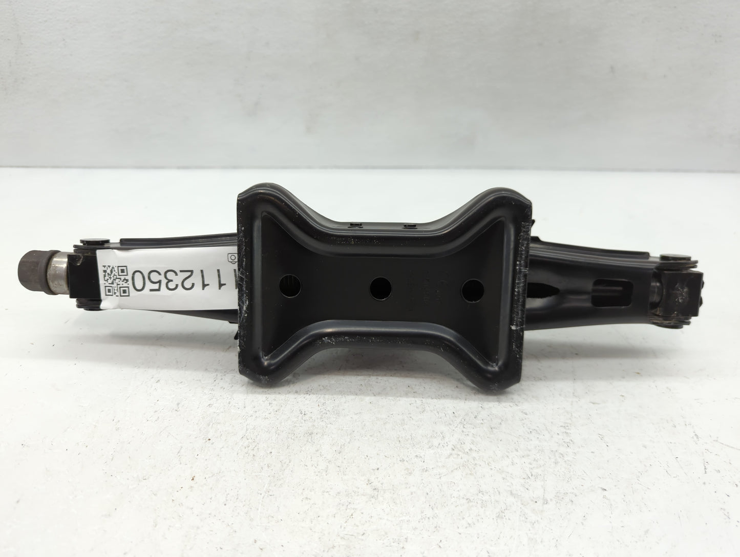 2017 Buick Regal Spare Scissor Car Jack 1112350 - Oemusedautoparts1.com