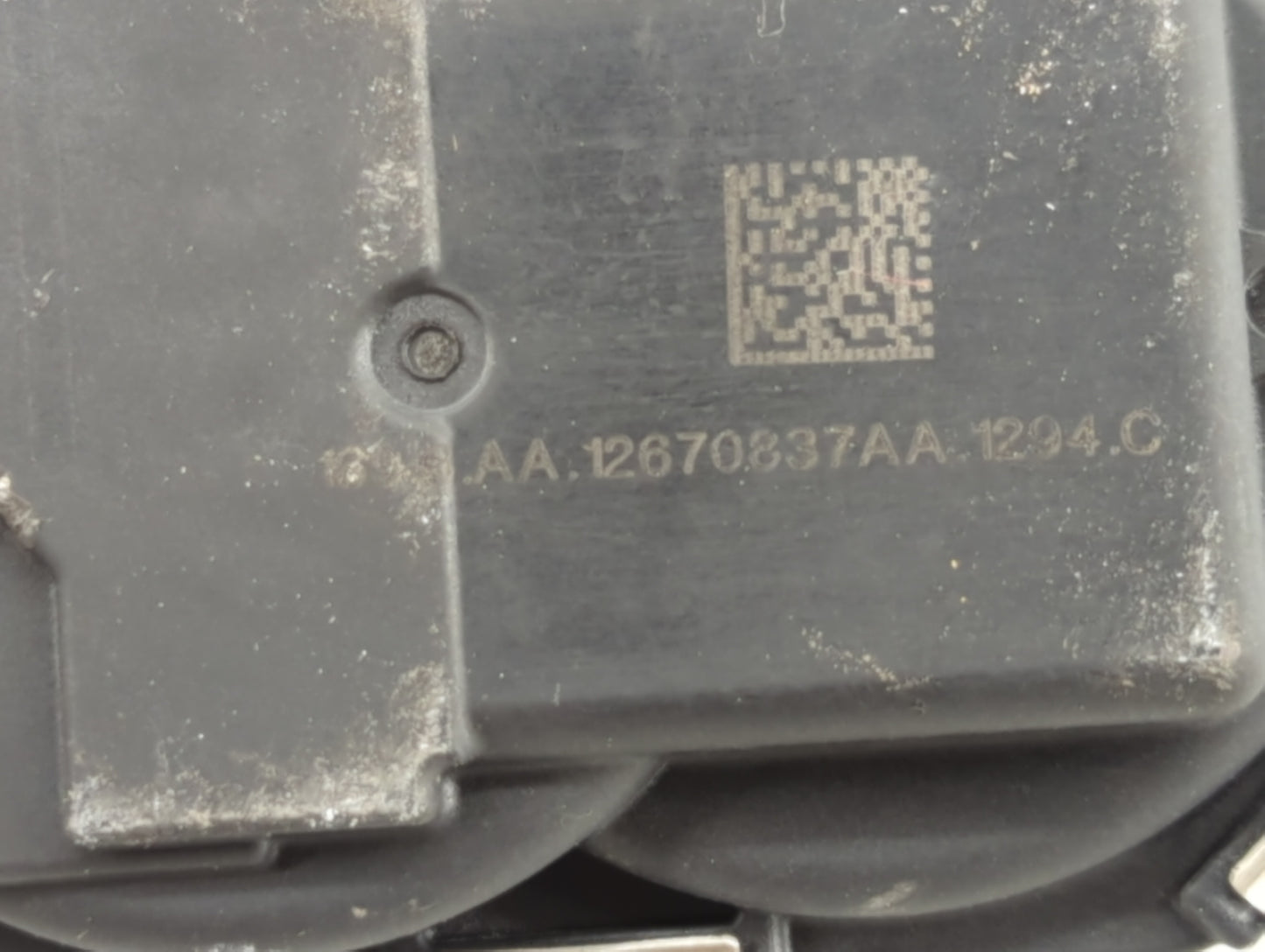 2013-2018 Cadillac Ats Throttle Body P/N:12670837AA 12681472AA, 12670937AA Fits Fits 2013 2014 2015 2016 2017 2018 2019 OEM