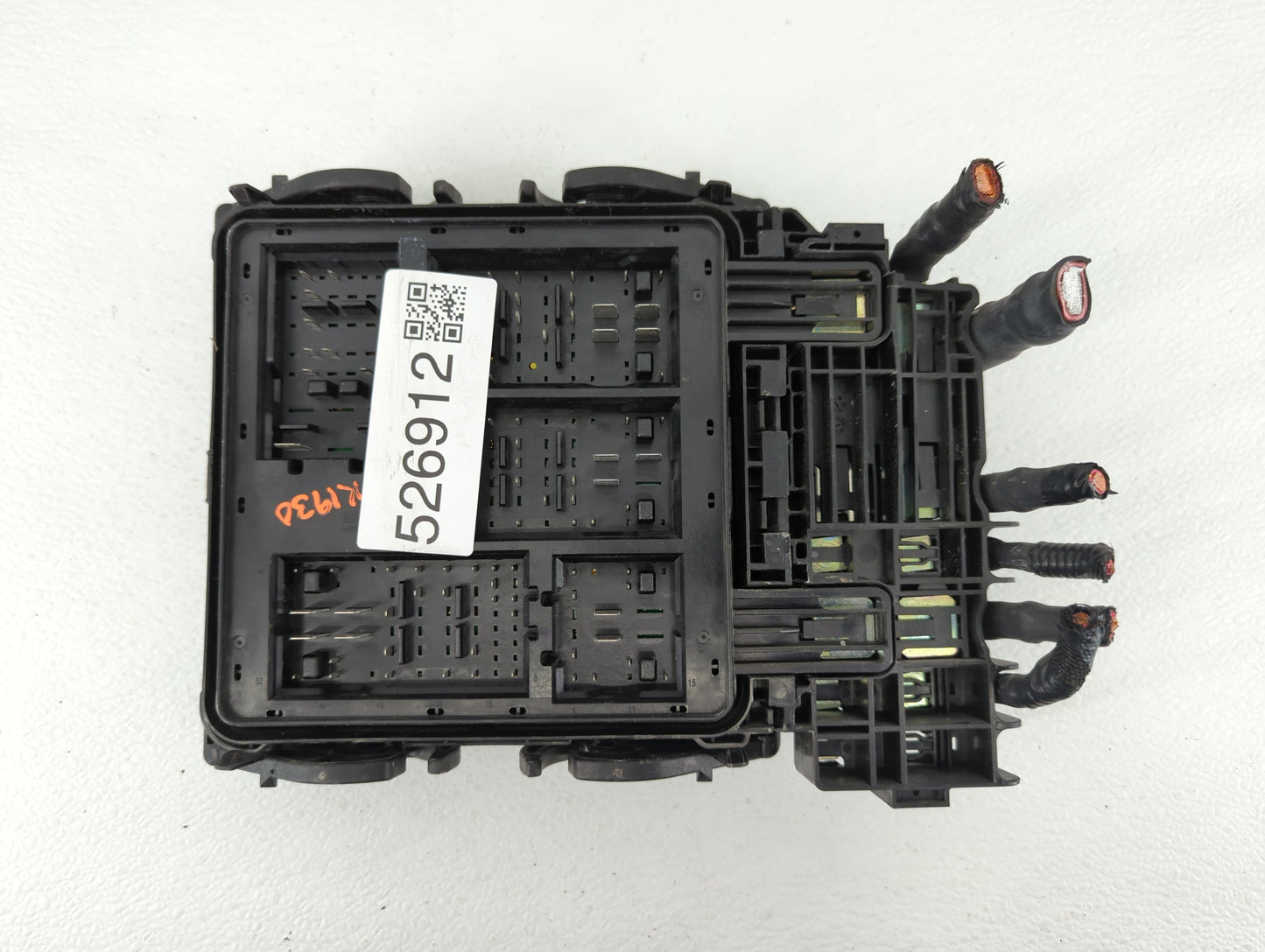 2017-2019 Cadillac Cts Fusebox Fuse Box Panel Relay Module P/N:23359587 84014012 Fits Fits 2017 2018 2019 OEM Used Auto Part