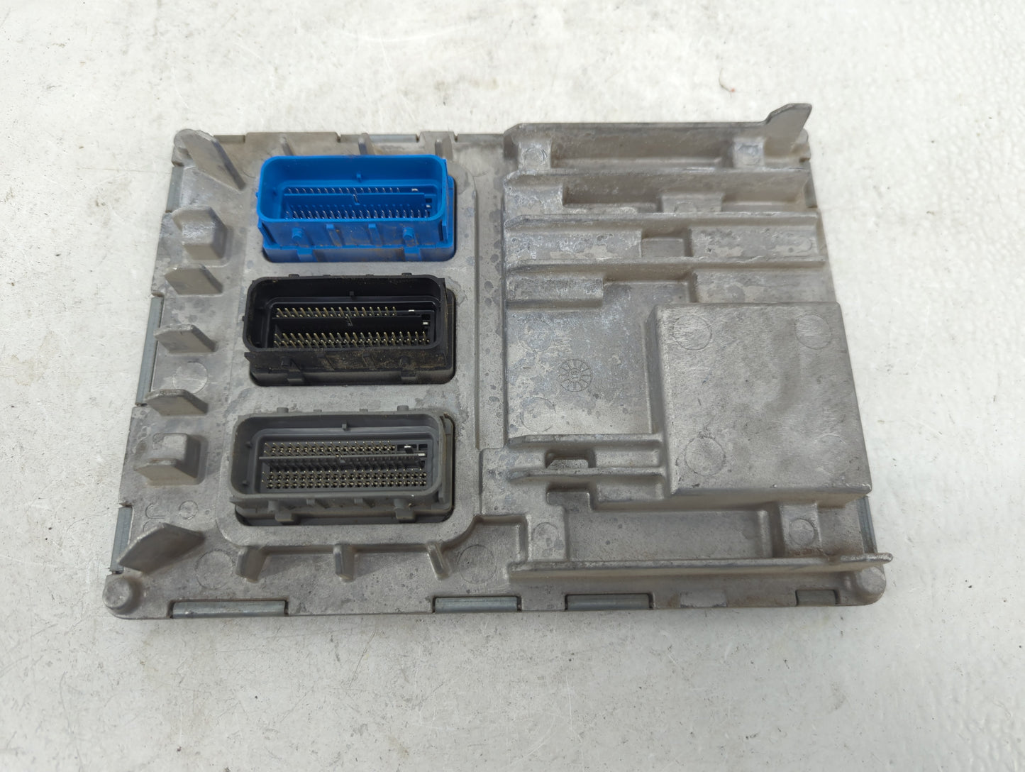 2017-2020 Cadillac Xt5 PCM Engine Control Computer ECU ECM PCU OEM P/N:039045703 12679552 Fits OEM Used Auto Parts - Oemused