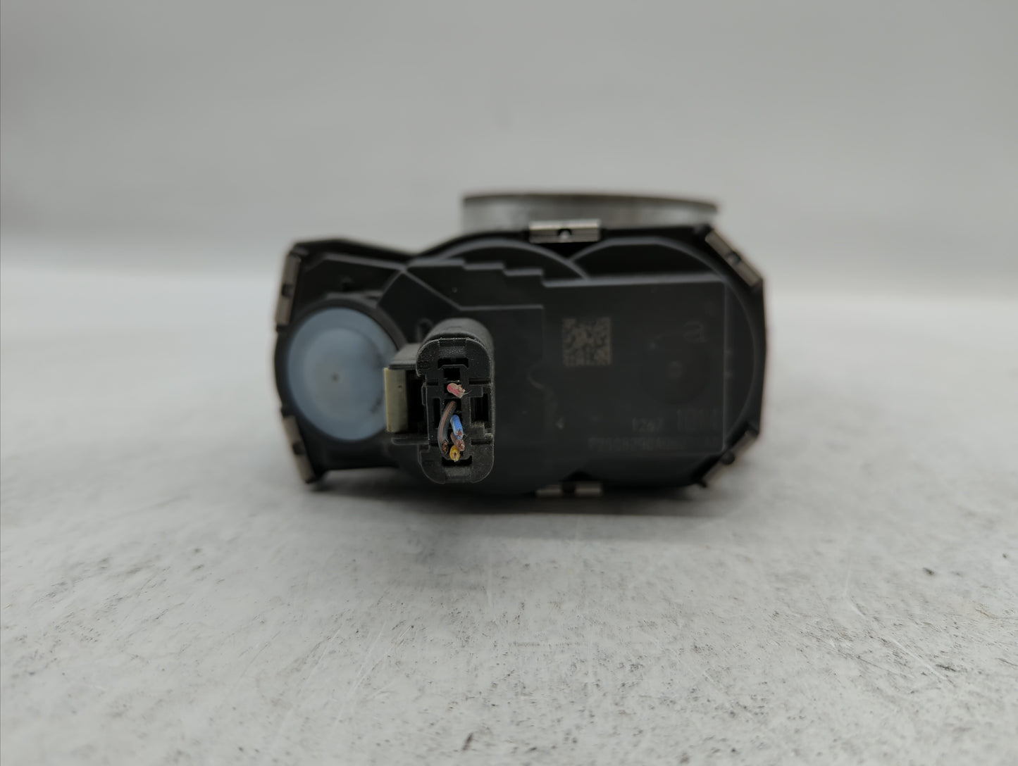 2017-2018 Cadillac Xt5 Throttle Body P/N:12671014 12648414, 1267 1014 Fits Fits 2016 2017 2018 2019 OEM Used Auto Parts - Oe