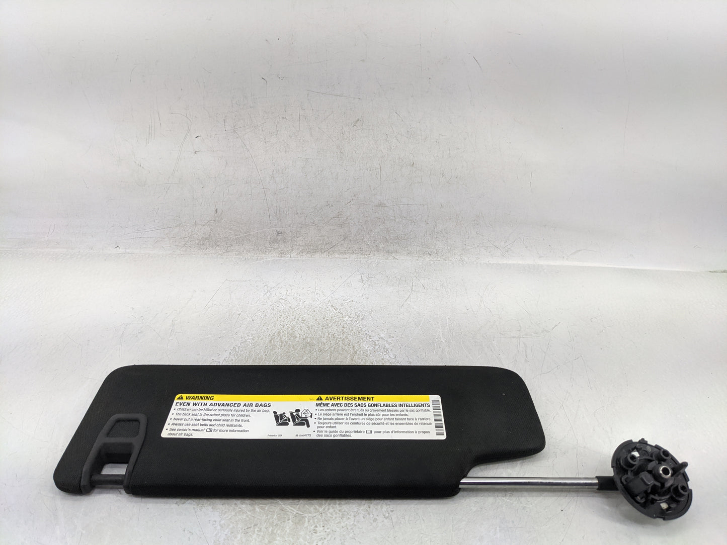 2021 Chevrolet Camaro Sun Visor Shade Replacement Passenger Right Mirror Fits OEM Used Auto Parts - Oemusedautoparts1.com