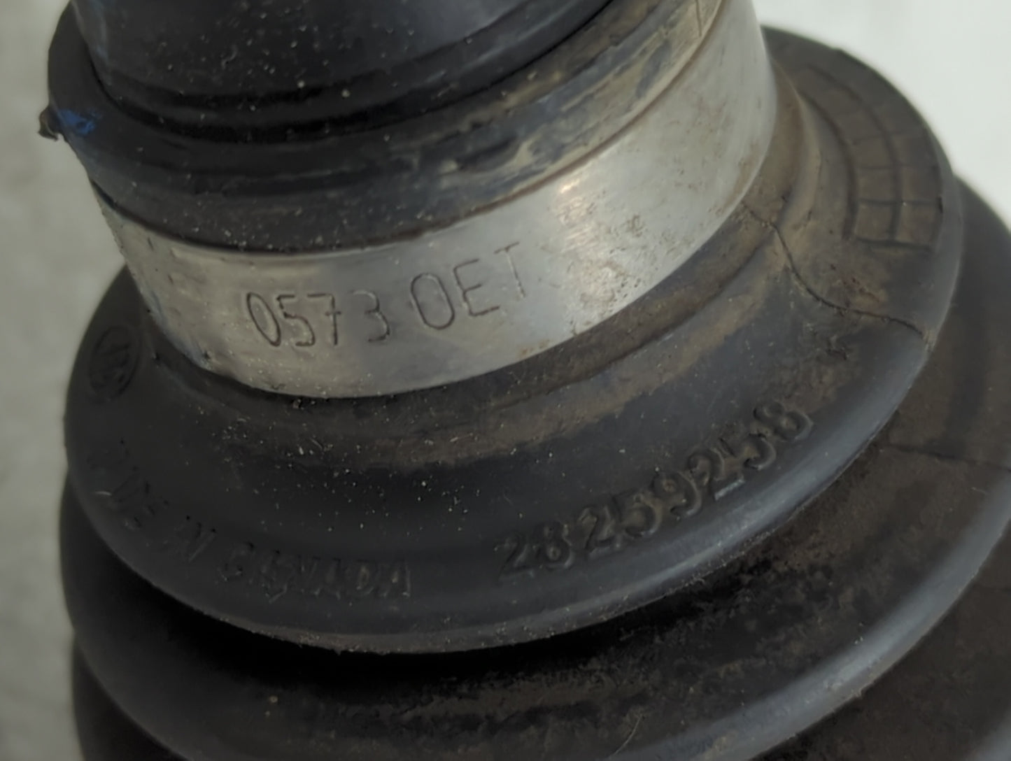 2017-2021 Chevrolet Camaro Axle Shaft Front Passenger Cv C/v - Oemusedautoparts1.com