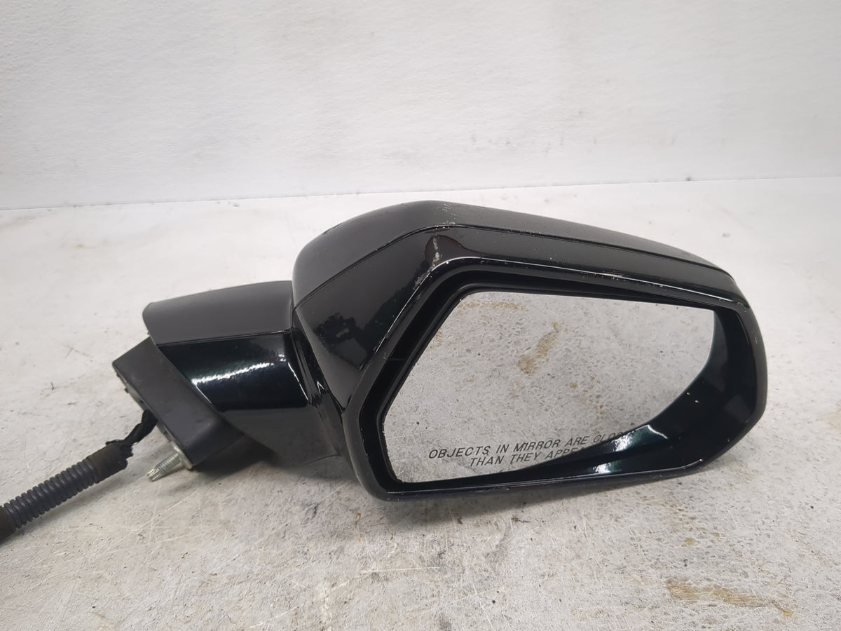 2016-2019 Chevrolet Camaro Passenger Side View Mirror - Right Door Mirror OEM Used - Oemusedautoparts1.com