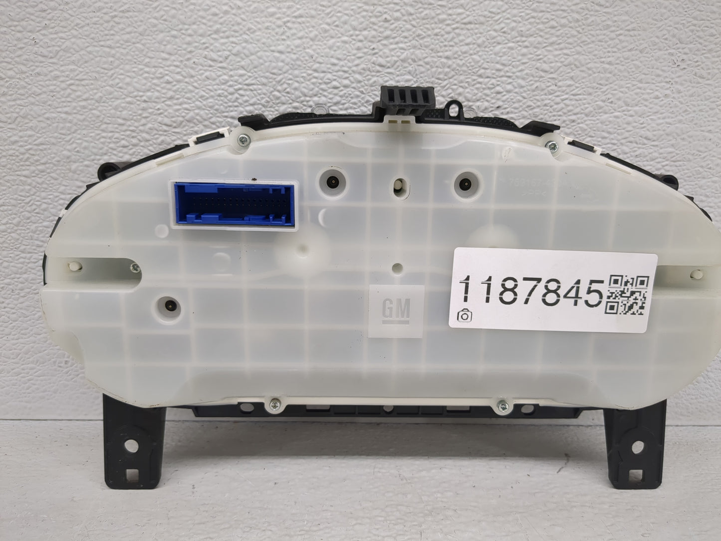 2018 Chevrolet Cruze Instrument Cluster Speedometer Gauges P/N:39084636 Fits OEM Used Auto Parts - Oemusedautoparts1.com