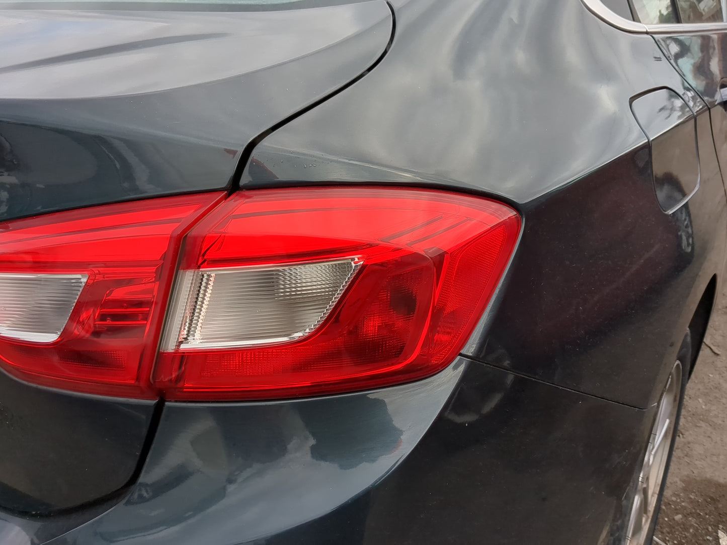 2017 Chevrolet Cruze Tail Light Assembly Passenger Right OEM Fits OEM Used Auto Parts - Oemusedautoparts1.com