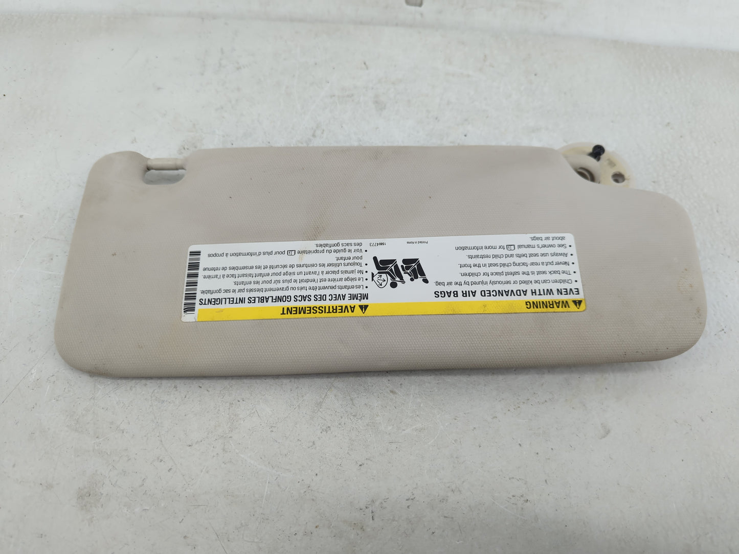2017-2019 Chevrolet Cruze Sun Visor Shade Replacement Driver Left Mirror Fits Fits 2017 2018 2019 OEM Used Auto Parts - Oemu
