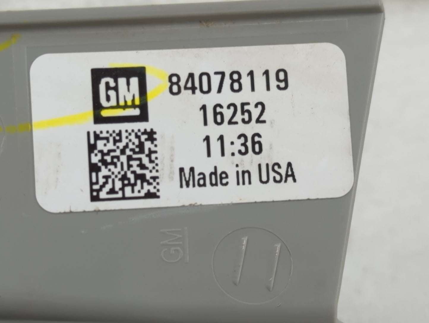 2016 Chevrolet Cruze Tail Light Assembly Passenger Right OEM P/N:84078119 Fits OEM Used Auto Parts - Oemusedautoparts1.com