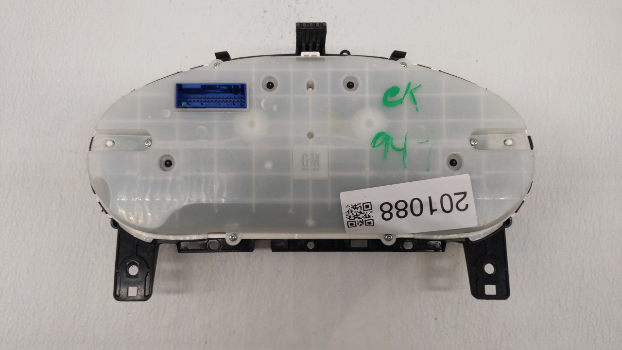 2017-2018 Chevrolet Cruze Instrument Cluster Speedometer Gauges P/N:39084636 Fits Fits 2017 2018 OEM Used Auto Parts - Oemus