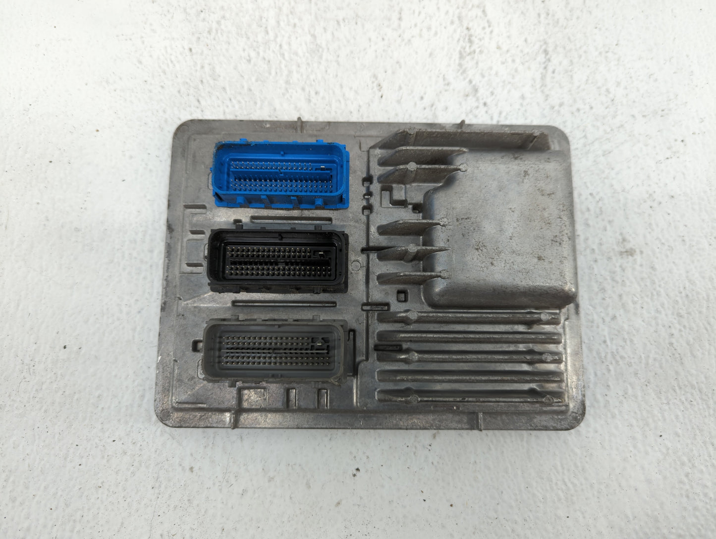 2017-2018 Chevrolet Cruze PCM Engine Control Computer ECU ECM PCU OEM P/N:12688973 12697837, 12687328 Fits Fits 2017 2018 20