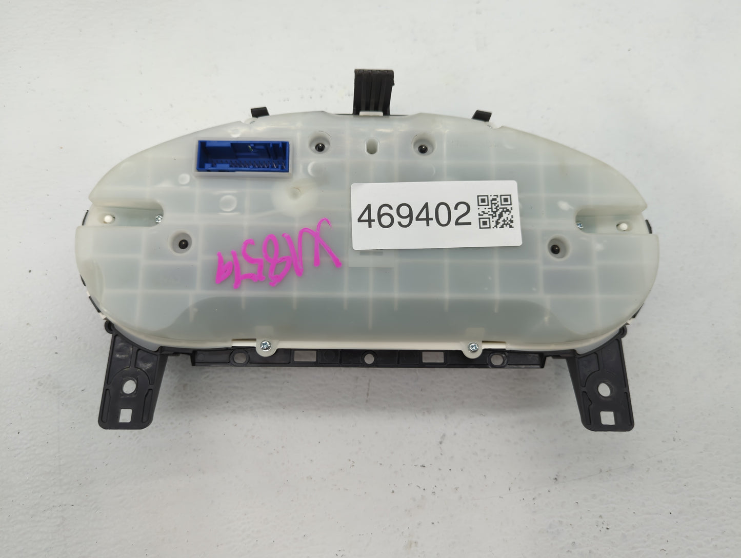 2017-2018 Chevrolet Cruze Instrument Cluster Speedometer Gauges P/N:39084636 Fits Fits 2017 2018 OEM Used Auto Parts - Oemus