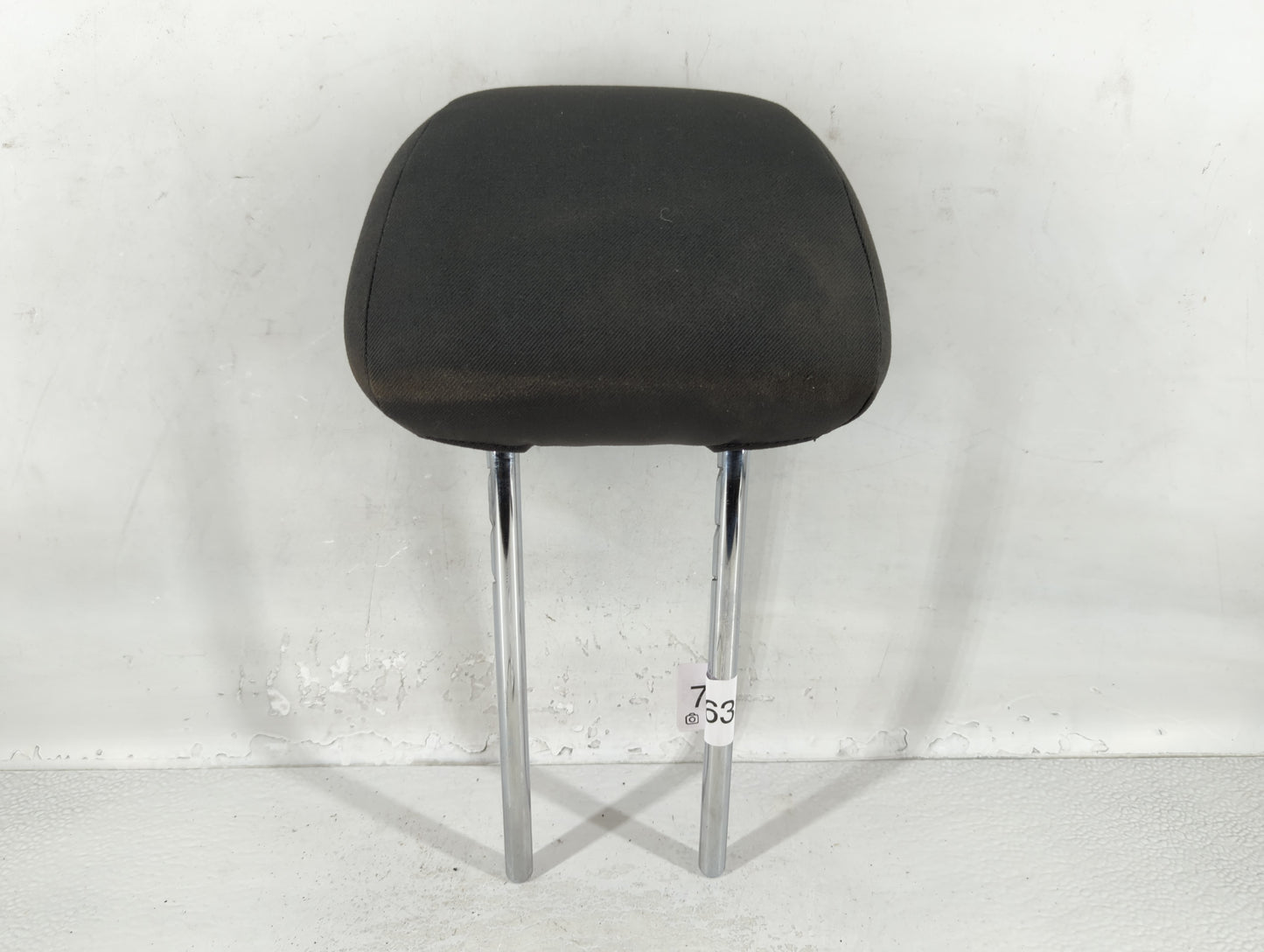 2016-2018 Chevrolet Cruze Headrest Head Rest Front Driver Passenger Seat - Oemusedautoparts1.com