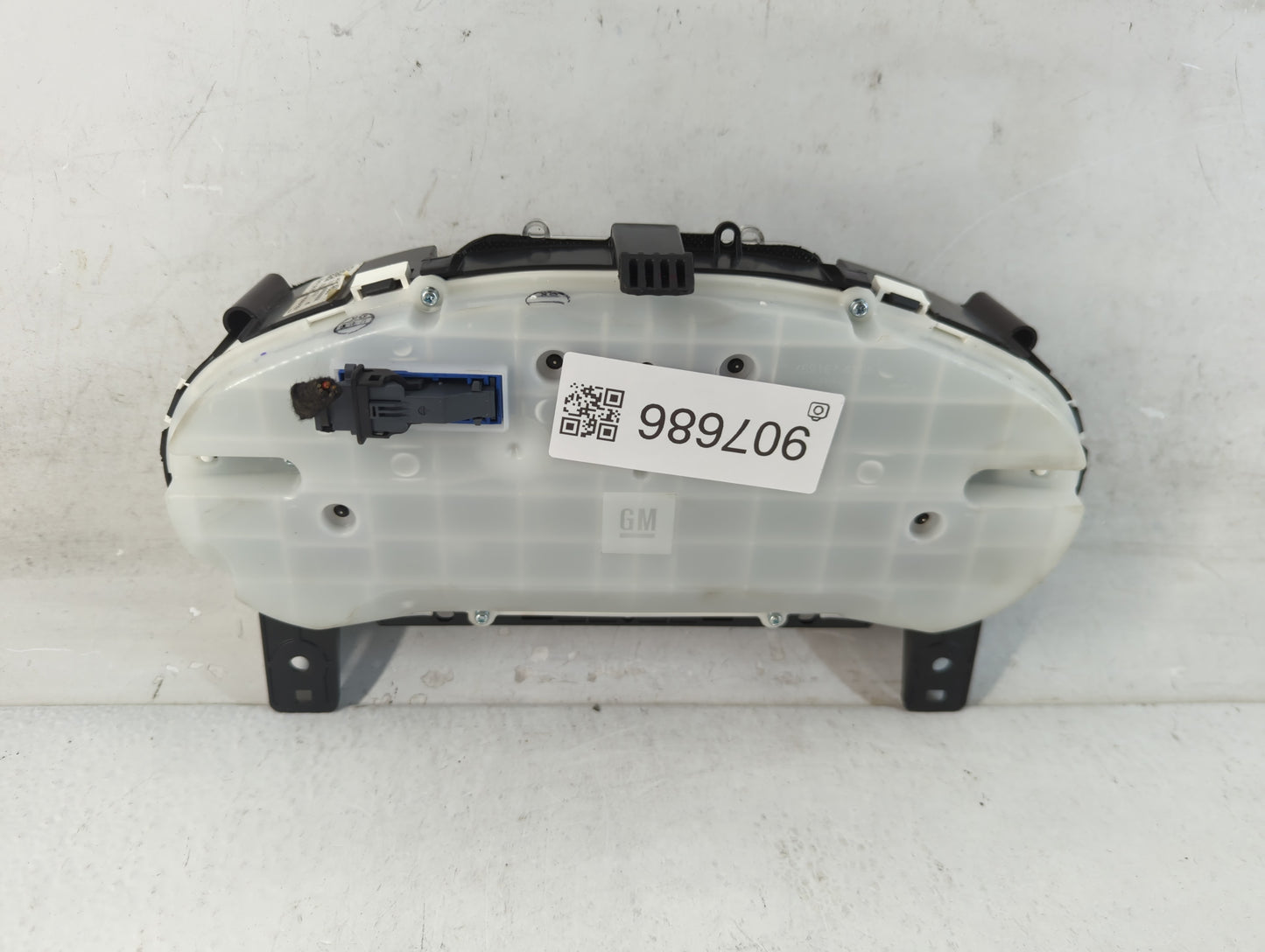 2017-2018 Chevrolet Cruze Instrument Cluster Speedometer Gauges P/N:39084636 Fits Fits 2017 2018 OEM Used Auto Parts - Oemus