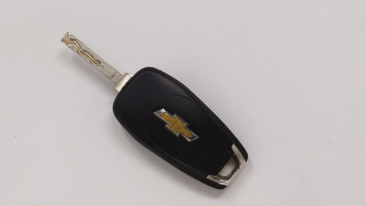 Chevrolet Cruze Keyless Entry Remote Fob Lxp-T003 13588758 4 Buttons - Oemusedautoparts1.com