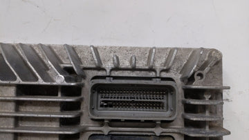 2017 Chevrolet Equinox PCM Engine Control Computer ECU ECM PCU OEM P/N:12667002 12667189, 12685918 Fits Fits 2018 2019 2020 OEM Used Auto Parts