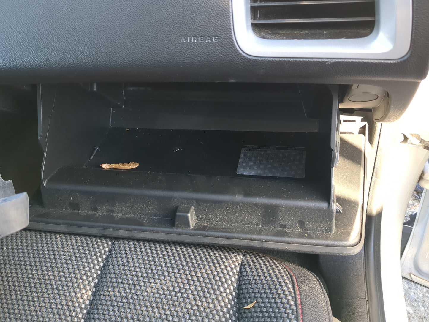 2017 Chevrolet Equinox Passenger Glove Box Door Storage Compartment - Oemusedautoparts1.com