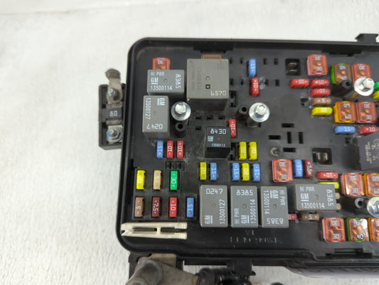 2016-2017 Chevrolet Equinox Fusebox Fuse Box Panel Relay Module P/N:23404556 Fits Fits 2016 2017 OEM Used Auto Parts
