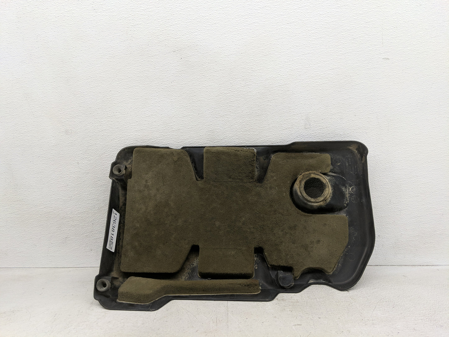 2017 Chevrolet Equinox Engine Cover - Oemusedautoparts1.com