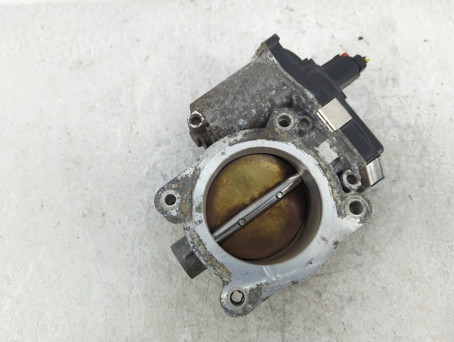 2016-2017 Chevrolet Equinox Throttle Body P/N:12669146AA Fits Fits 2016 2017 OEM Used Auto Parts - Oemusedautoparts1.com