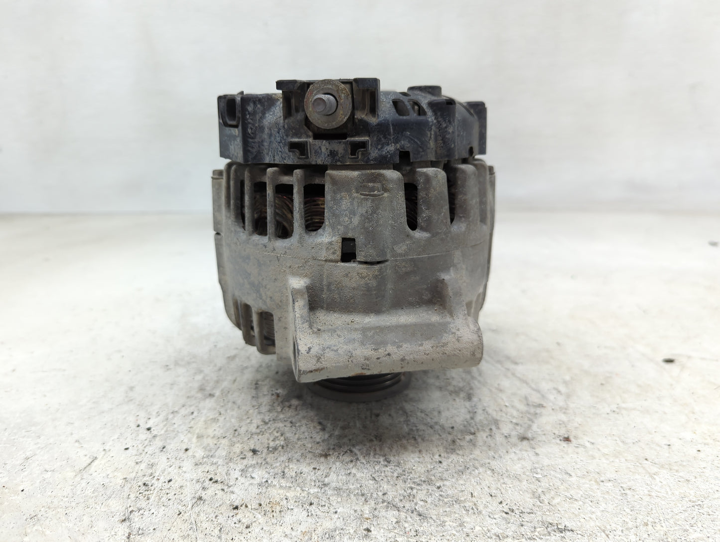 2010-2017 Chevrolet Equinox Alternator Replacement Generator Charging Assembly Engine OEM P/N:2620360 B 13588328 Fits OEM Us