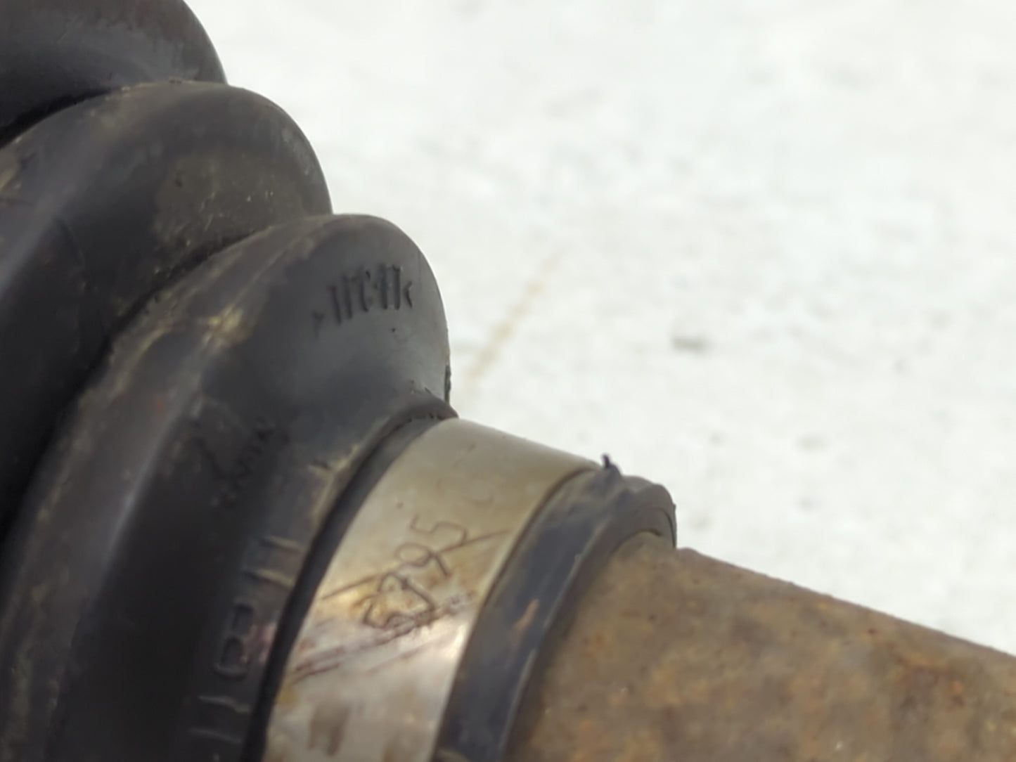 2010-2017 Chevrolet Equinox Axle Shaft Front Driver Cv C/v - Oemusedautoparts1.com