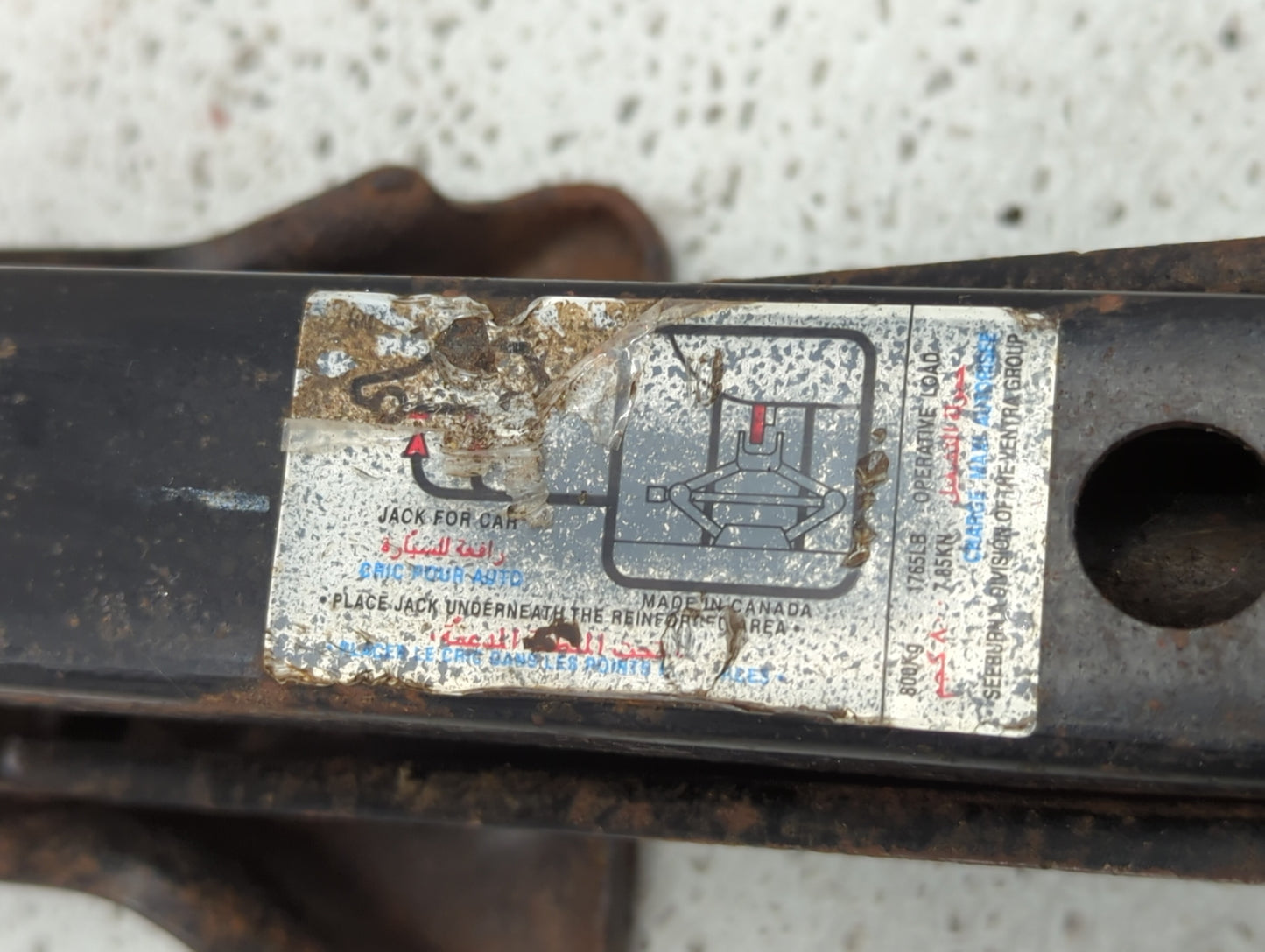 2017 Chevrolet Equinox Spare Scissor Car Jack 1415679 - Oemusedautoparts1.com