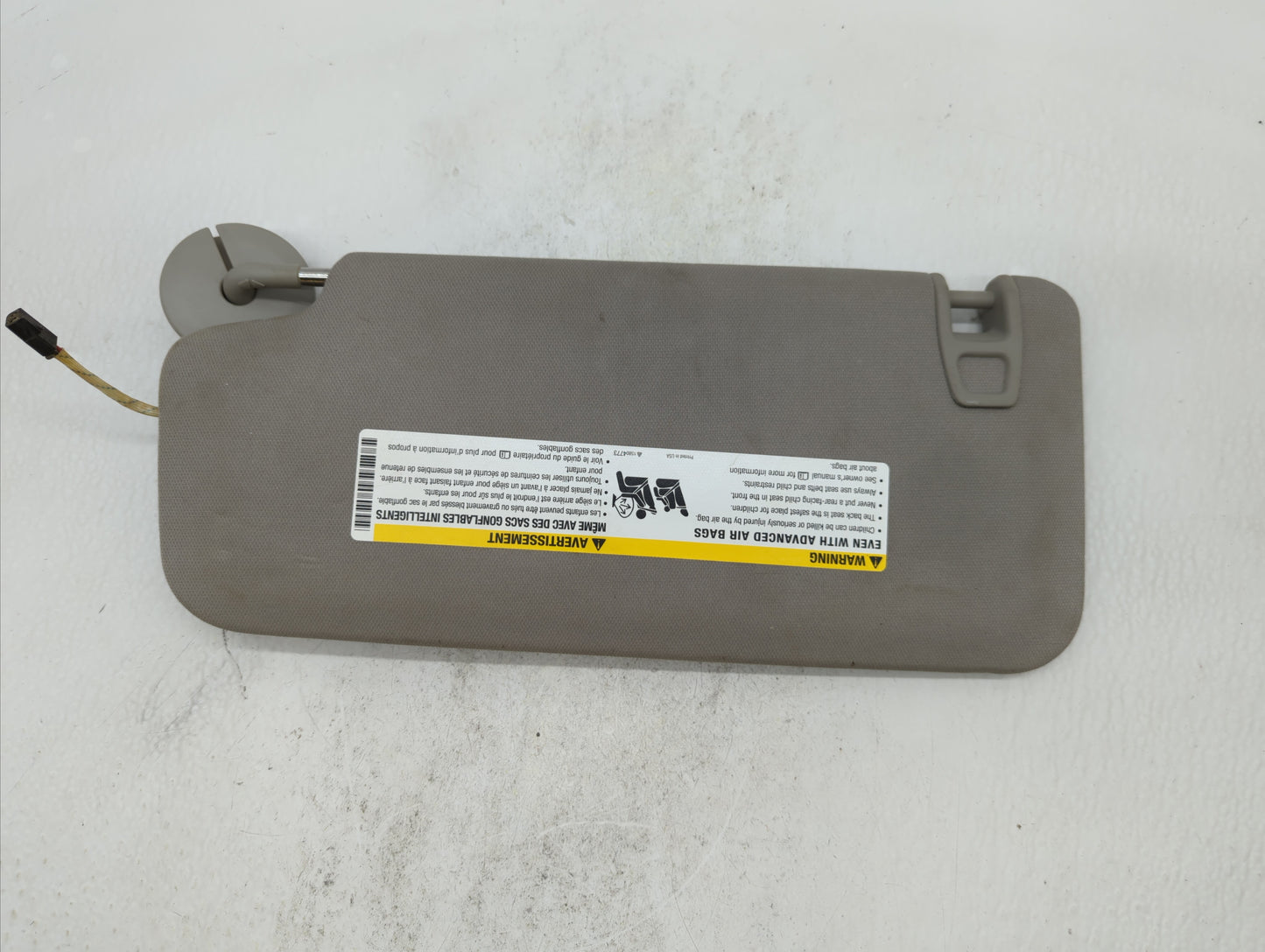 2010-2017 Chevrolet Equinox Sun Visor Shade Replacement Passenger Right Mirror Fits Fits 2010 2011 2012 2013 2014 2015 2016