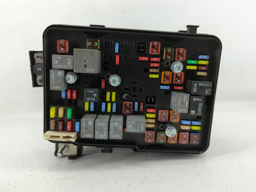 2016-2017 Chevrolet Equinox Fusebox Fuse Box Panel Relay Module P/N:84080470_01 Fits Fits 2016 2017 OEM Used Auto Parts