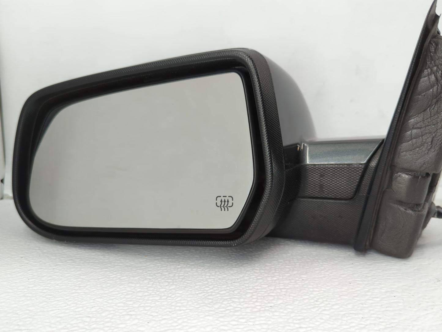 2015-2017 Chevrolet Equinox Driver Side View Mirror - Left Door Mirror OEM Used - Oemusedautoparts1.com