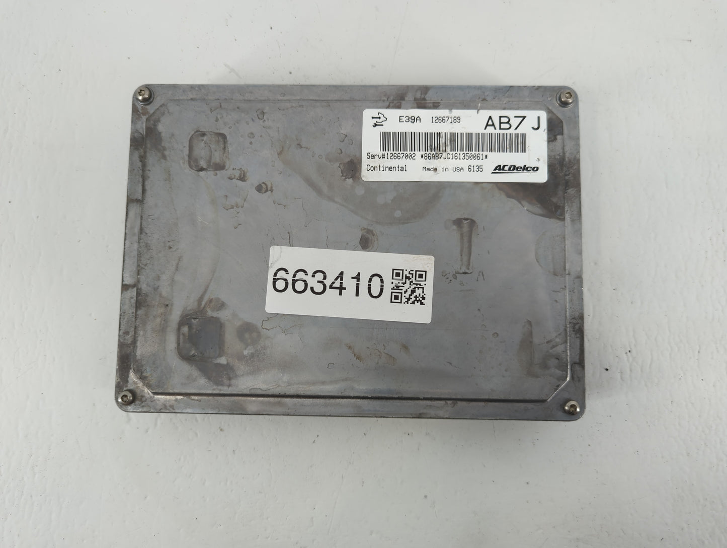 2017 Chevrolet Equinox PCM Engine Control Computer ECU ECM PCU OEM P/N:12667189 Fits Fits 2018 2019 2020 OEM Used Auto Parts